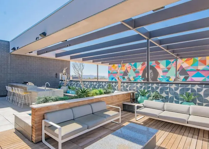 Chic 1bd - Pool, Gym, Parking, W-d - Sleeps 4 Tempe