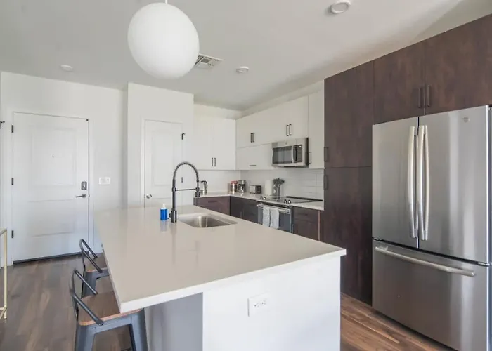 Apartment Chic 1bd - Pool, Gym, Parking, W-d - Sleeps 4 Tempe