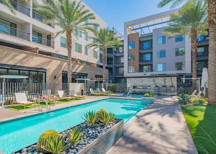Chic 1bd - Pool, Gym, Parking, W-d - Sleeps 4 Tempe