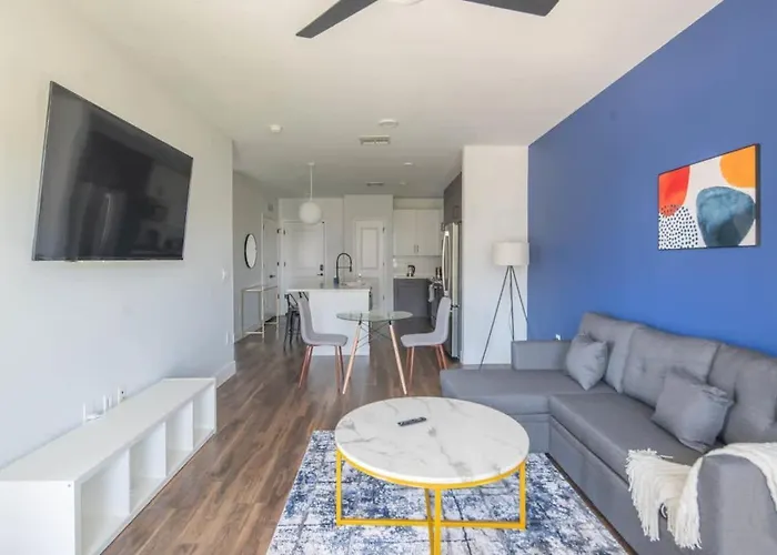 Chic 1bd - Pool, Gym, Parking, W-d - Sleeps 4 *