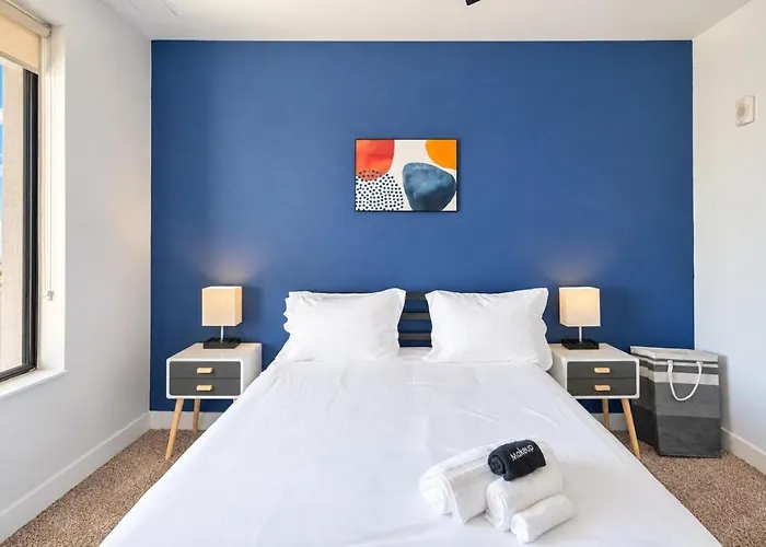 Chic 1bd - Pool, Gym, Parking, W-d - Sleeps 4 Tempe