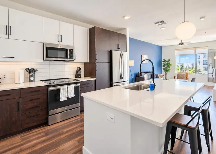 Apartment Chic 1bd - Pool, Gym, Parking, W-d - Sleeps 4 *